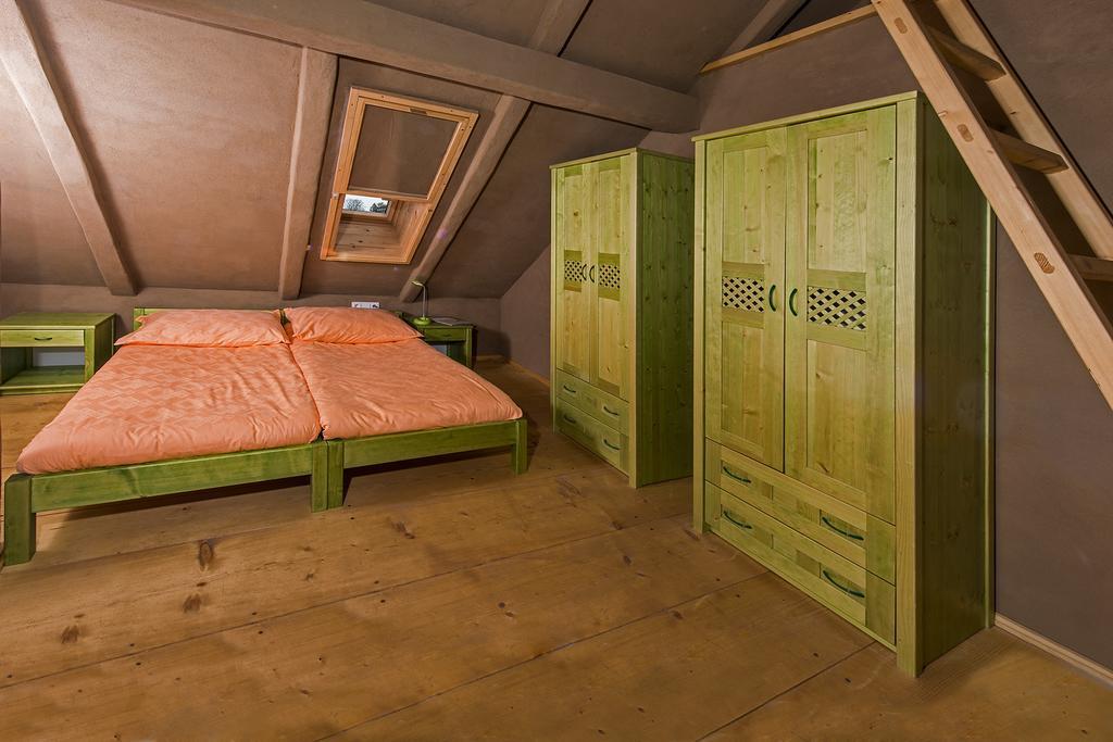 Ekocentrum Dotek Horní Maršov Chambre photo
